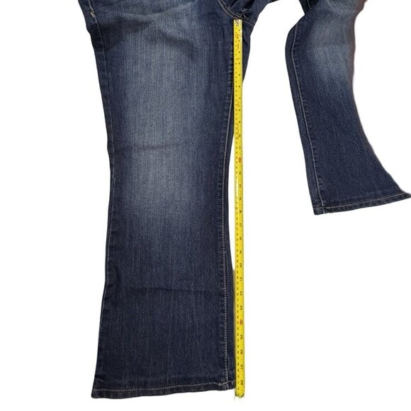 NINE WEST Jeans Missy Sz. 16 Average Dark Blue Embellished Embroidered Flared - Picture 14 of 16